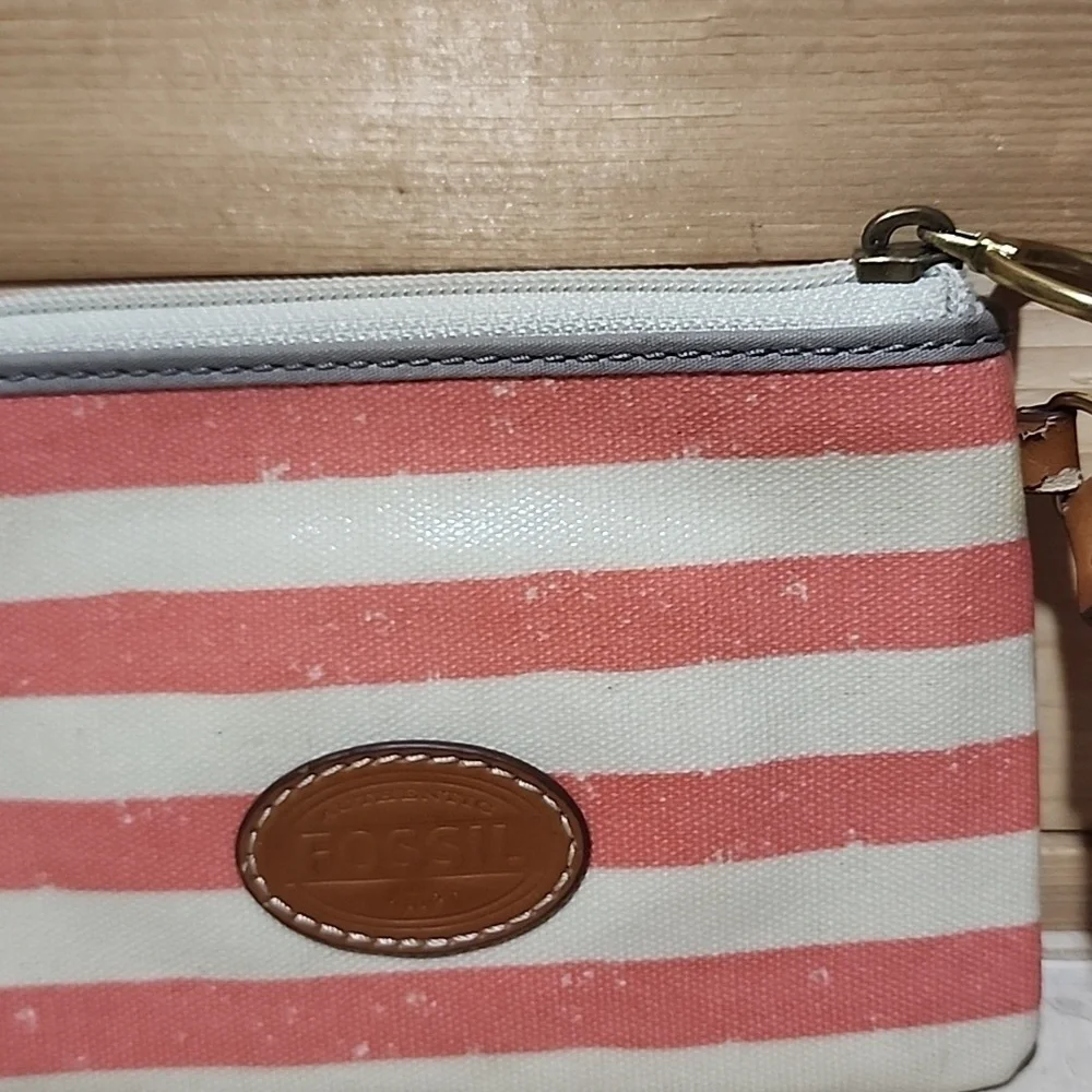 Fossil Wristlet card holder waller